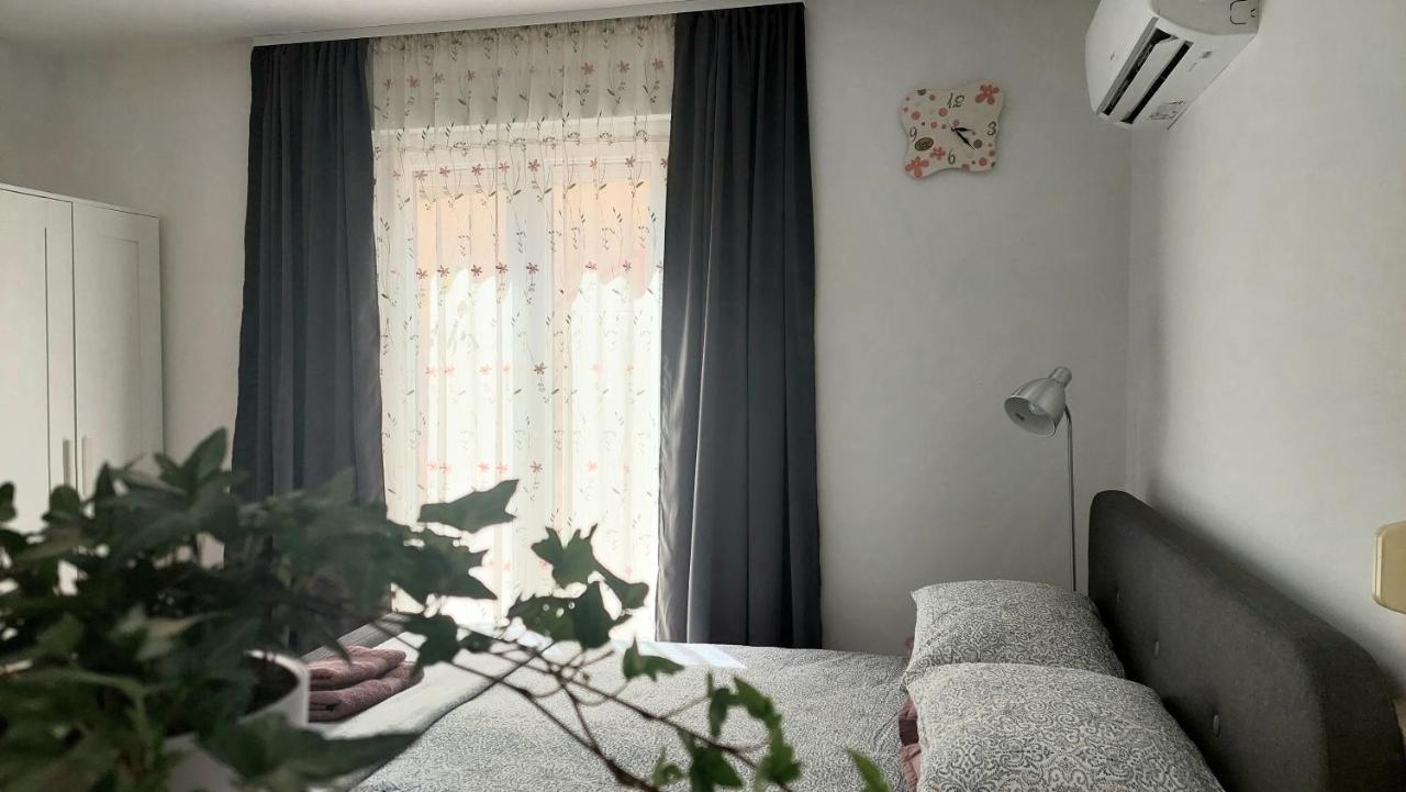Studio 7Even Ground Floor Pula Exterior foto